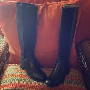Nine West leather and textile boots! Size 5 1/2